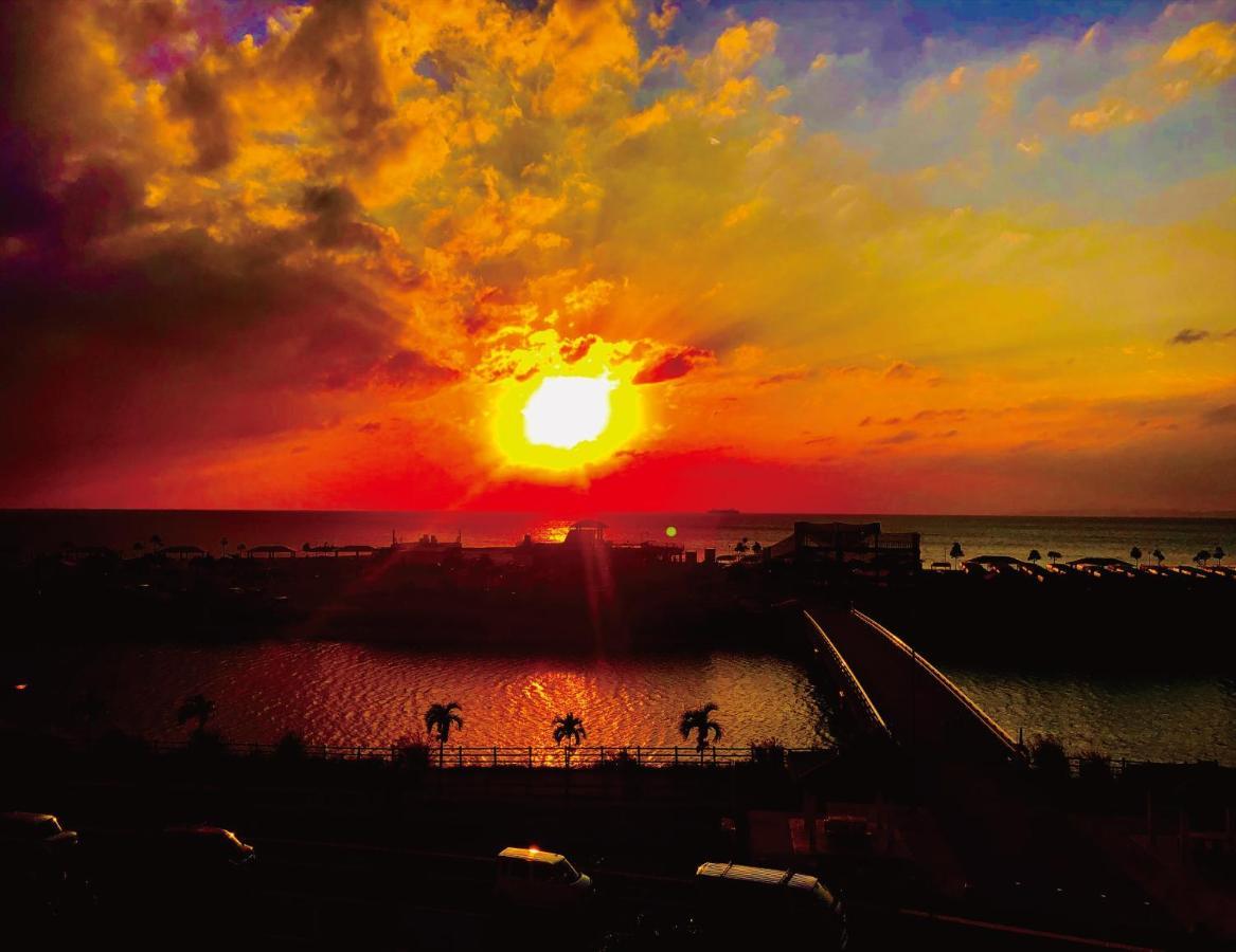 Zoe Resort The Sunset Village Okinawa Chatan Eksteriør billede